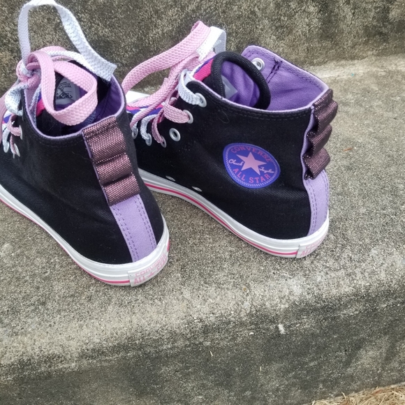 Converse - Picture 4 of 8